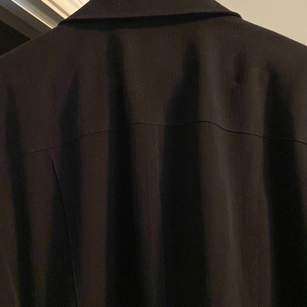 Blazer - Picture 5 of 6